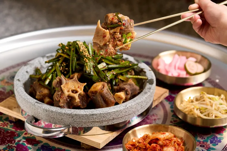 台灣少見的「首爾蒸牛尾」，在Uncle-K吃得到。業者提供