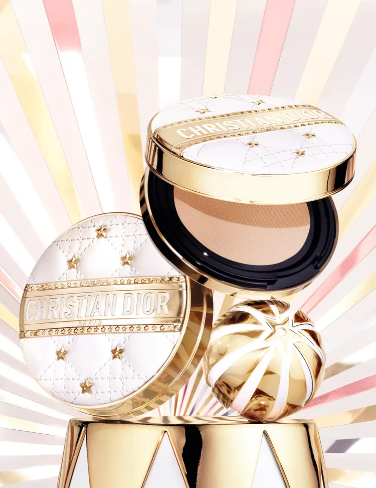 Dior超完美氣墊外殼奇幻星願，1250元。品牌提供 