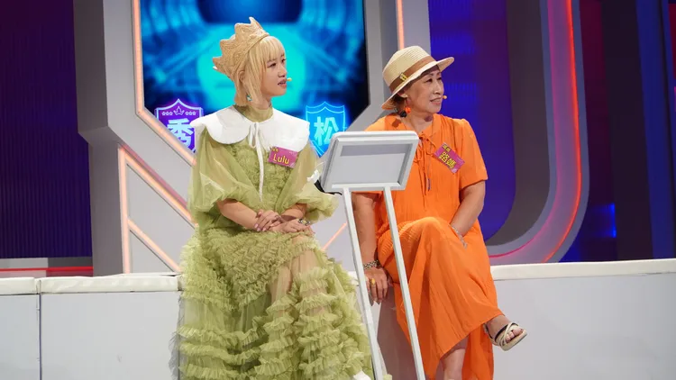 Lulu的台語是從小跟媽媽(右)學習。公視台語台提供