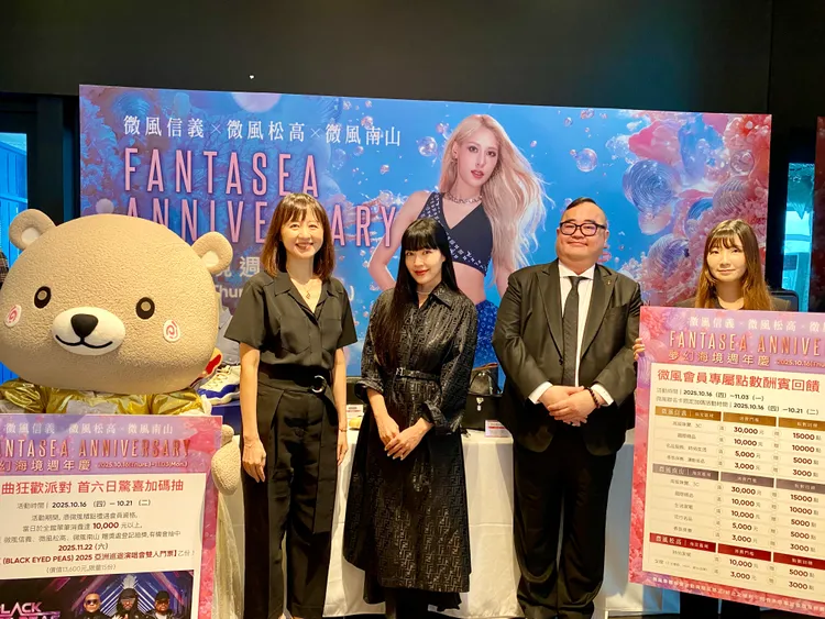 微風集團舉辦信義3館百貨週年慶發布會，策略長廖曉喬（左起2）表示，這次首創AI代言人經團隊2個月研發設計。莊偉祺攝