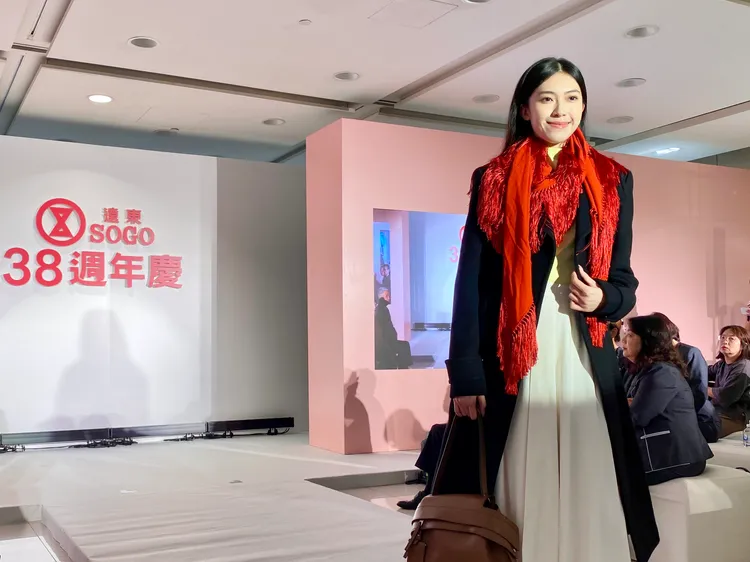 週年慶活動SOGO各館秋冬服服飾走秀。莊偉祺攝