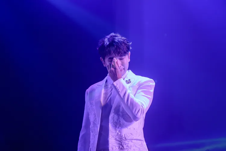 陳謙文五度在舞台上哽咽落淚。葡萄長文創工作室提供