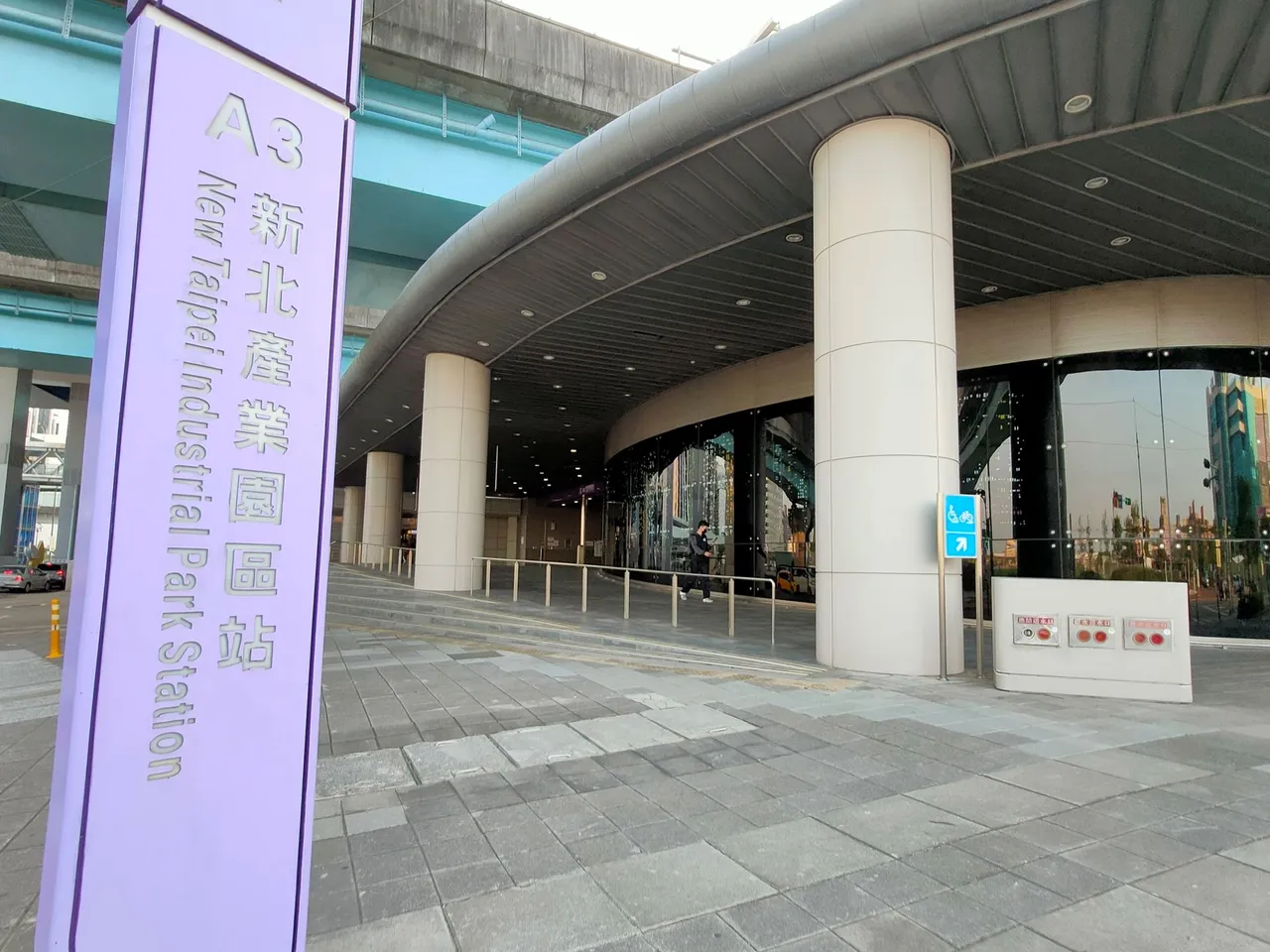 近一年捷运交会站周边的租金行情中,新北产业园区站周遭单坪只要千元以下。永庆房产集团提供