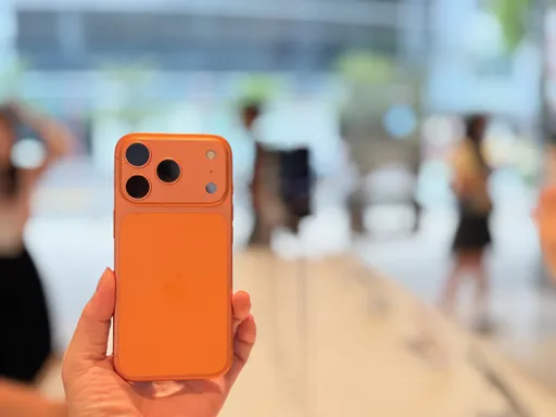 iPhone螢幕王者要換人了?Pro Max恐退位