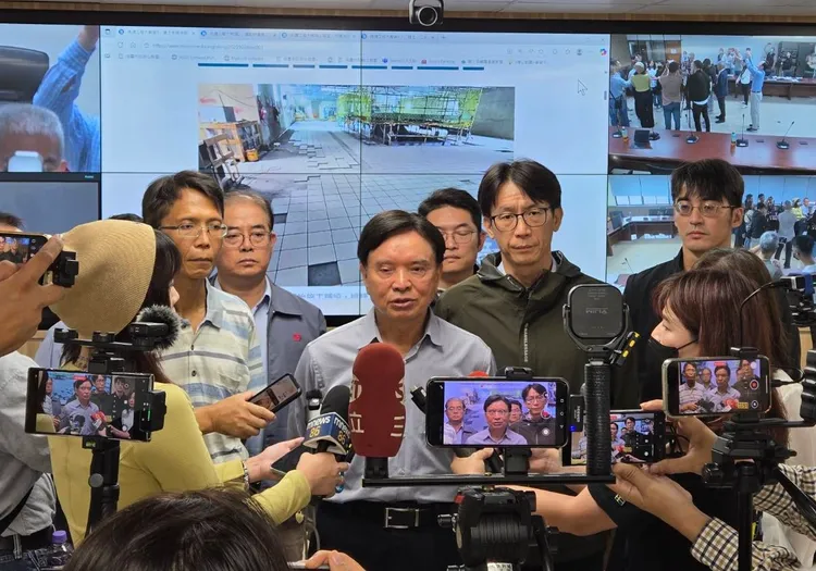 桃园市捷运工程局官员受访。读者提供