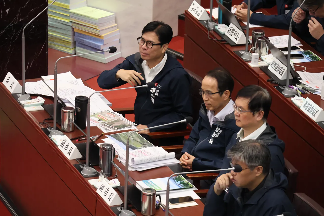 陈其迈市长回应,所有涉及到不法,不分蓝绿一律严办到底。凃建丰摄