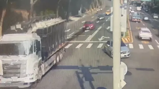 大貨車載運回收油品沿路滲漏洩 害3騎士犂田1傷送醫