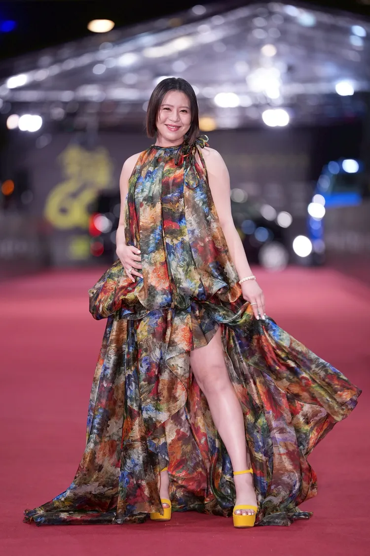 劉品言踩12.5公分高跟鞋。攝影中心攝