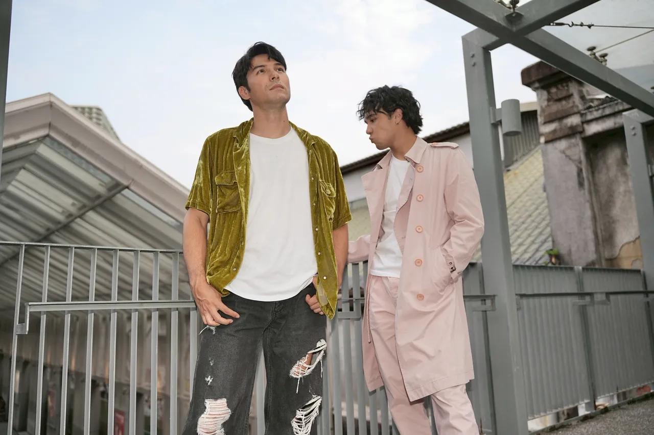 凤小岳和纳曜。彭欣伟摄