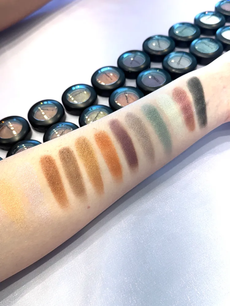 M.A.C時尚焦點眼影（流光），各980元。張家玲攝