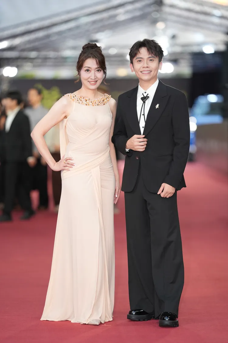 《少年願望事務所》鄧惠文（左）、黃豪平。攝影中心攝