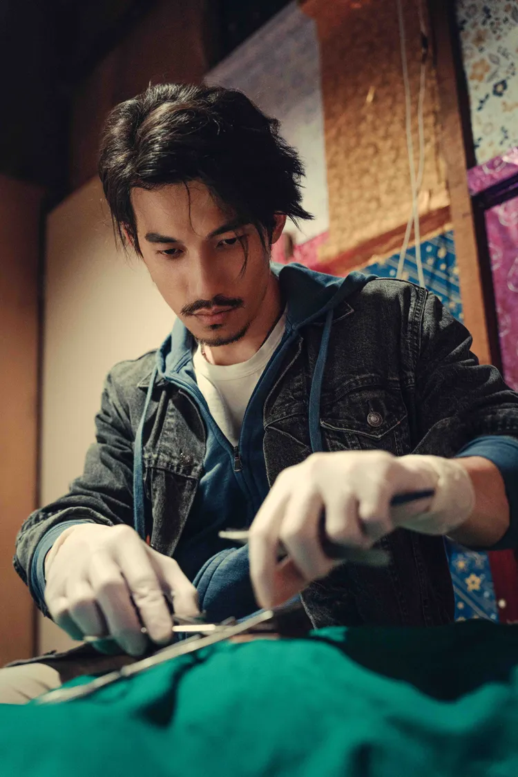 連炳發飾演的范文寧醫生角色難度高。資料照