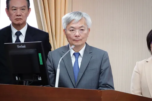 魚翅宴誰偷拍?黃國昌喊告發 內政部:張榮興「依規填報」無違規
