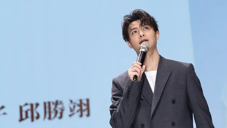 「王子」邱胜翊。翻摄自王子IG