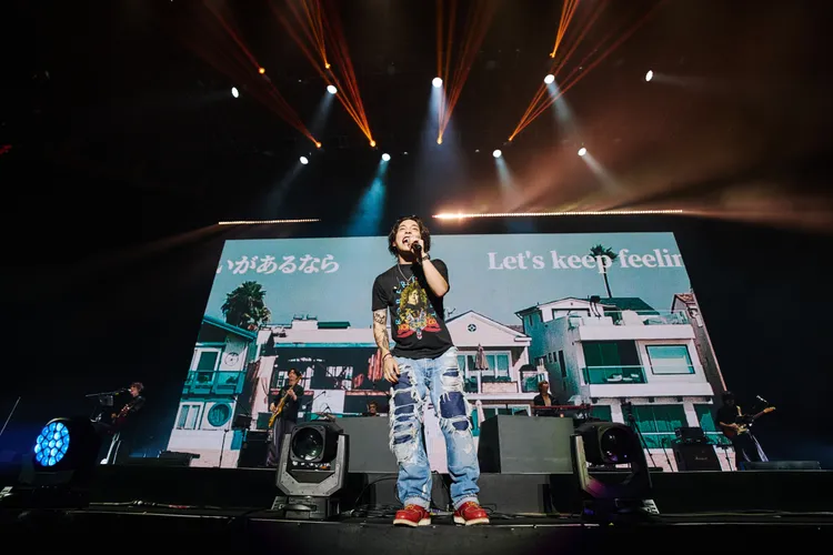 優里展現吞CD唱功。大鴻藝術、超級圓頂提供