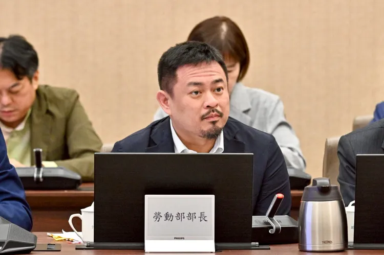 勞動部長洪申翰。行政院提供