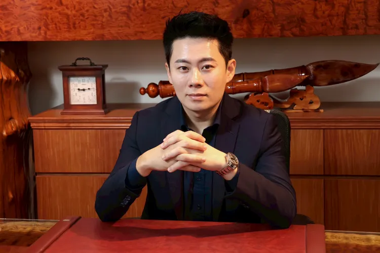 李振寬表示看準企業家希望做家族傳承空間，天品山莊規劃在墓園裡有家族專屬獨立空間，融入科技化及人性化，打造智能墓園。莊宗達攝