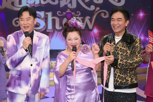 白冰冰發豪語!收視破4穿比基尼遊迪化街 還要吳宗憲幫她穿