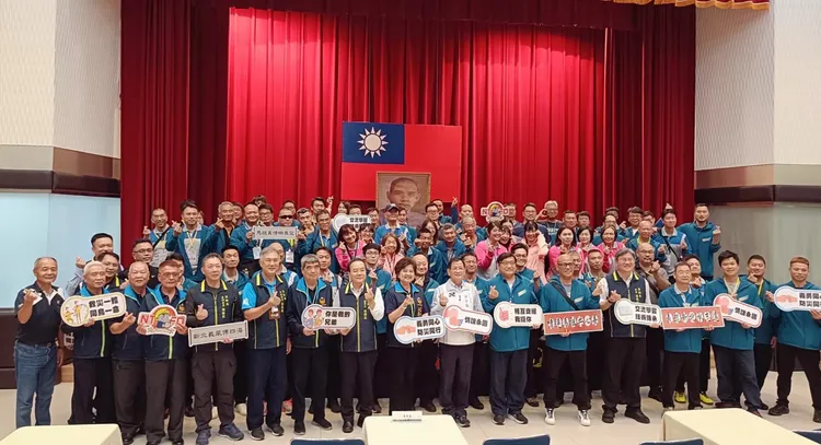 连江县消防局昨率队前往新北市消防局交流并共同签署「抢救相互支援协定」,借由相互支援机制,提升救灾效能。消防局提供