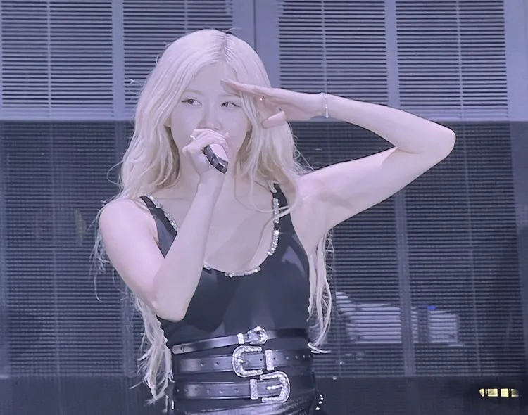 ROSÉ白到發亮。讀者提供