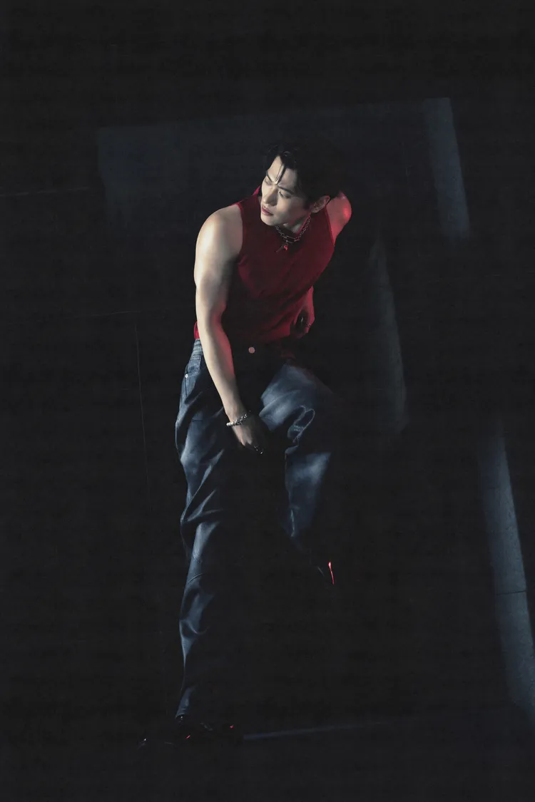 邱宇辰新歌挑戰性感極限！攜手金曲製作人紀佳松打造曖昧新歌。百鴻揚娛樂提供