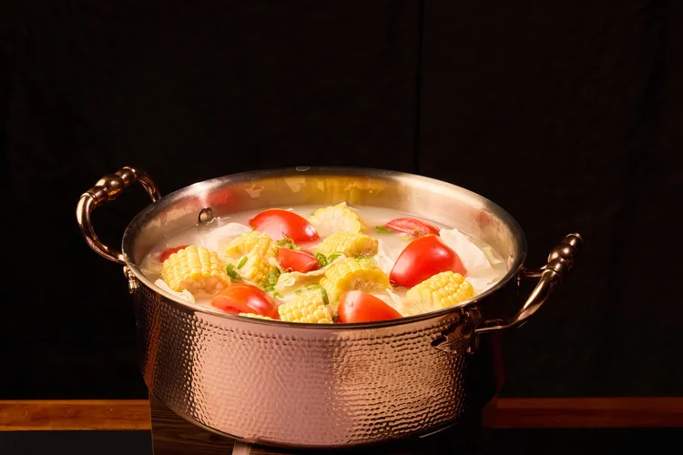 番茄大骨湯。業者提供