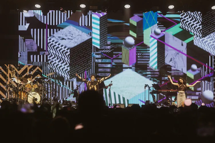 告五人巡演場場爆滿，被拱唱進北京鳥巢。 相信音樂提供