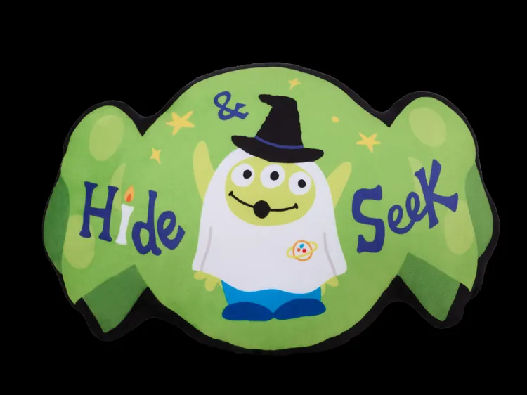 搗蛋限定獎糖果抱枕，市值699元，雙面設計，糖果造型。業者提供