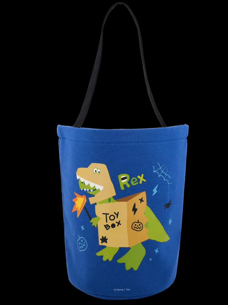 搗蛋限定獎帆布提袋(抱抱龍款)，市值399元，盛裝糖果、禮物或收納小物，也能當外出提袋。業者提供