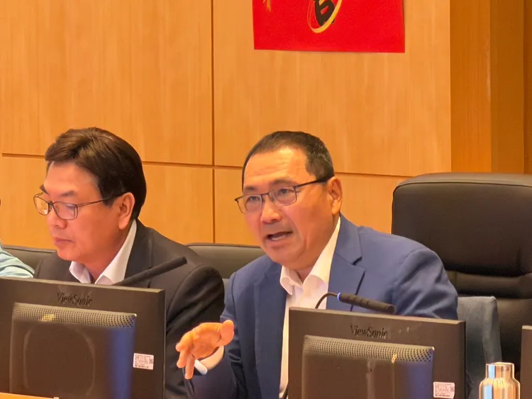 侯友宜表示，新北大巨蛋一開始定位就是要結合周邊發展，以「新造鎮」概念推動，服務對象不只是新北市民，而是全台灣到全亞洲。曾佳俊攝