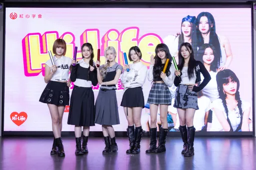 「幻藍小熊」飛到美國遭原地遣返　被帶進小房間！難掩緊張神情