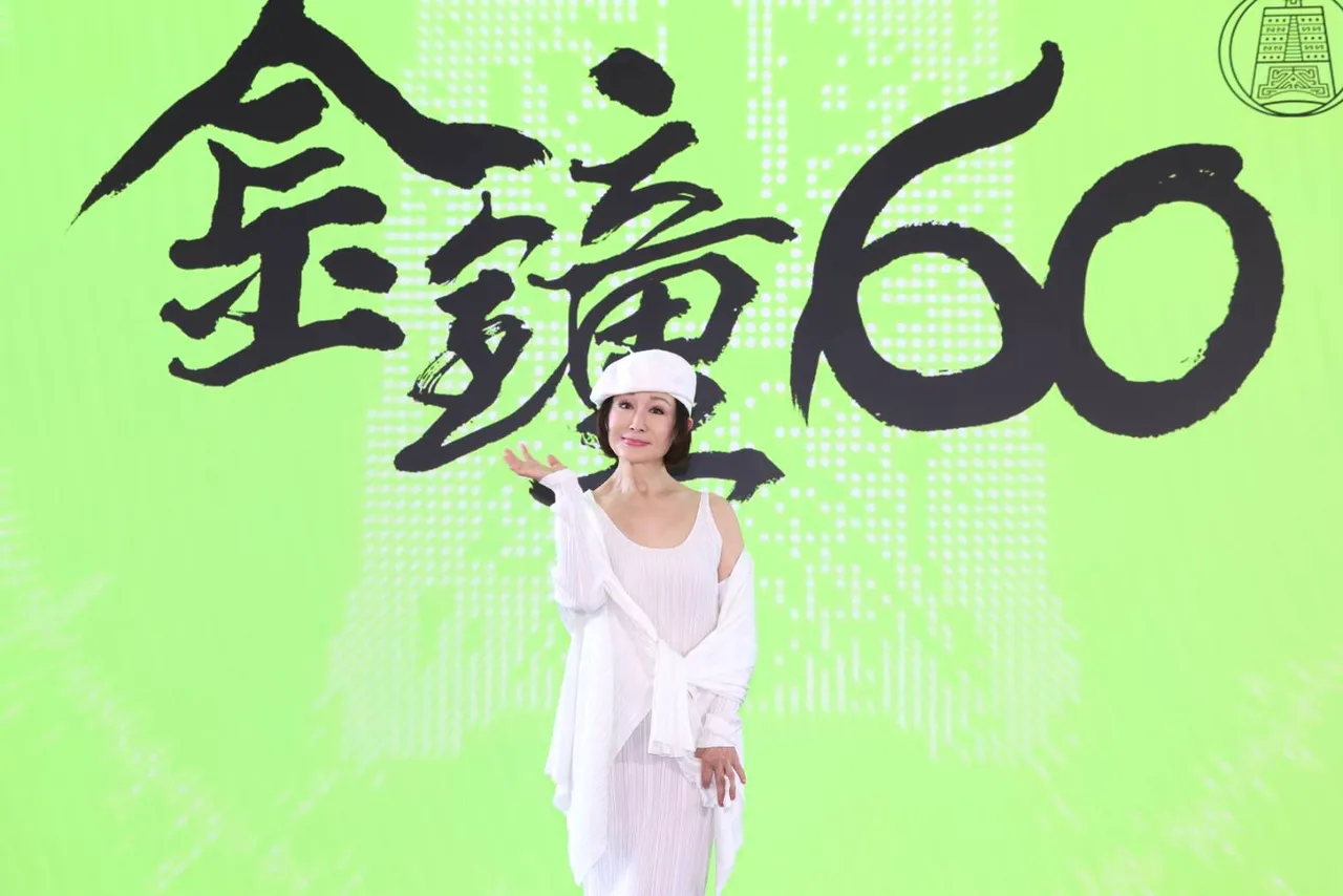 潘迎紫将走金钟红毯。摄影中心摄