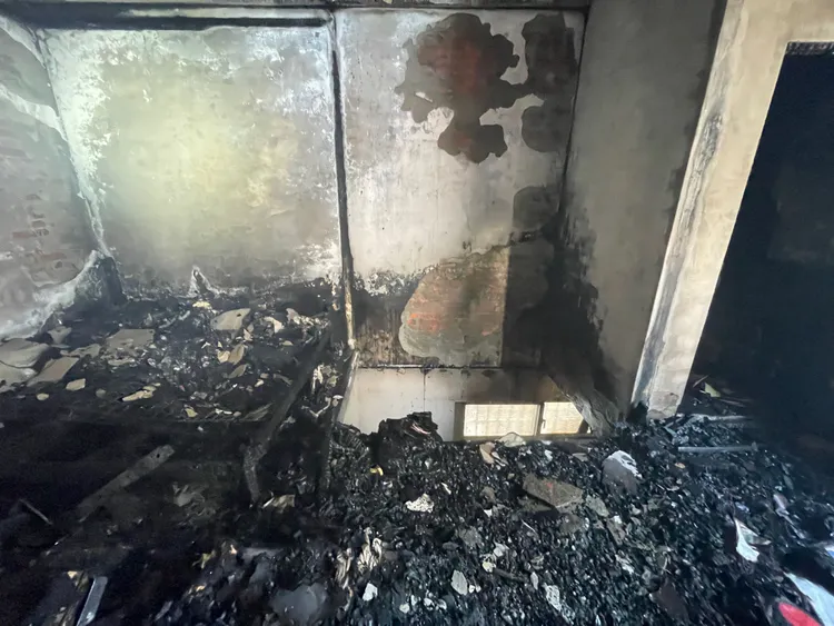 2樓屋內物品燒到焦黑。台東縣消防局提供