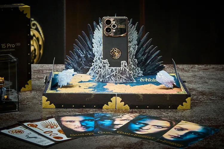 realme 15 Pro 權力遊戲限量版，採用「龍焰黑」為主色，全球限量5,000支。realme提供