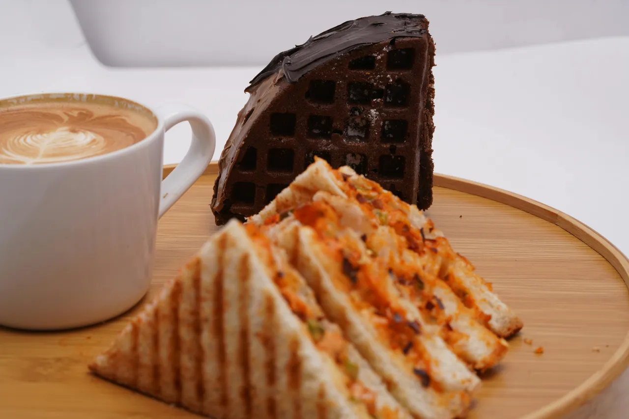 一到下午就超想吃下午茶？　营养师教你3招稳血糖不失控