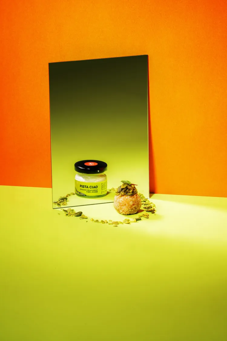 「W Tipsy Tea Feat. PISTA CIAO」隨餐附贈PISTA CIAO「迷你版特濃開心果奶酥醬」2罐。業者提供