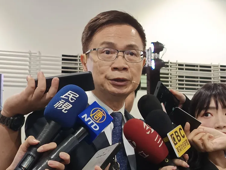 外貿協會董事長黃志芳受訪表示，AIoT產業產值將從2024年到2032年增加4倍，達到1,500億美元。許麗珍攝