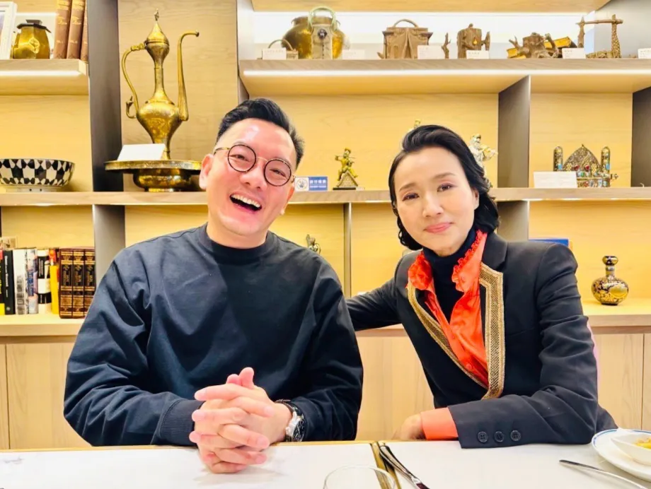 田定丰与坣娜是相识多年的好友。资料照片