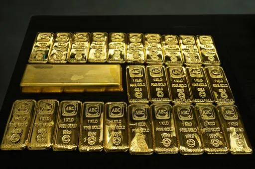 金价一路飙破4100美元! 专家认:不管怎么调整都「追不到车尾灯」