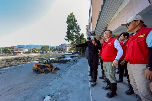 三度赴花蓮勘災!卓榮泰:以200億編列災後重建預算