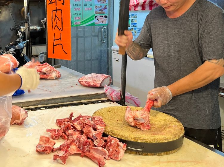 為防堵非洲豬瘟!北市攤商慘休業 洪婉臻籲「免租、補助」救急