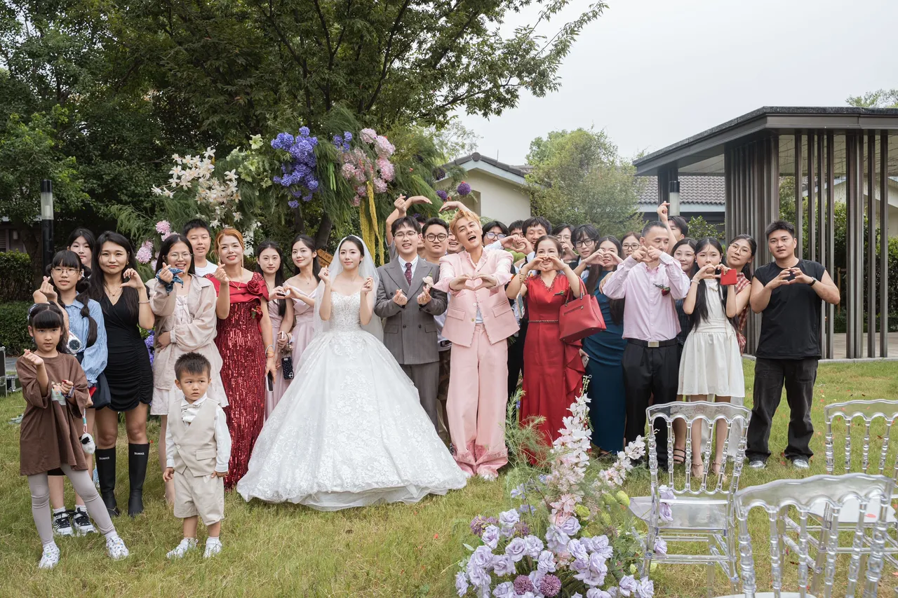吳克群現身新人婚禮,讓新人永生難忘。六度空間提供