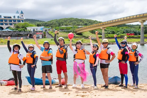 全台首創銀髮實境秀《高年級超進化》首集上映　阿公阿嬤水上運動KO王少偉、林莎