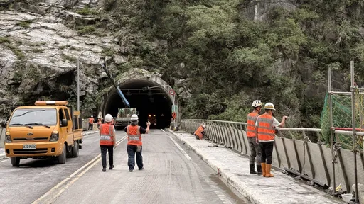 太魯閣燕子口堰塞湖消失了 台8線中橫公路今17時開放通行