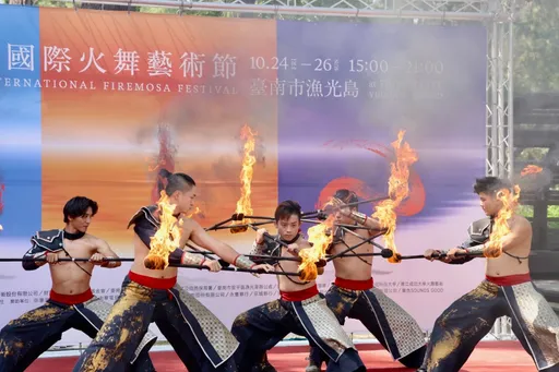 火神祭致词风波延烧 林俊宪「致词太久」引反弹