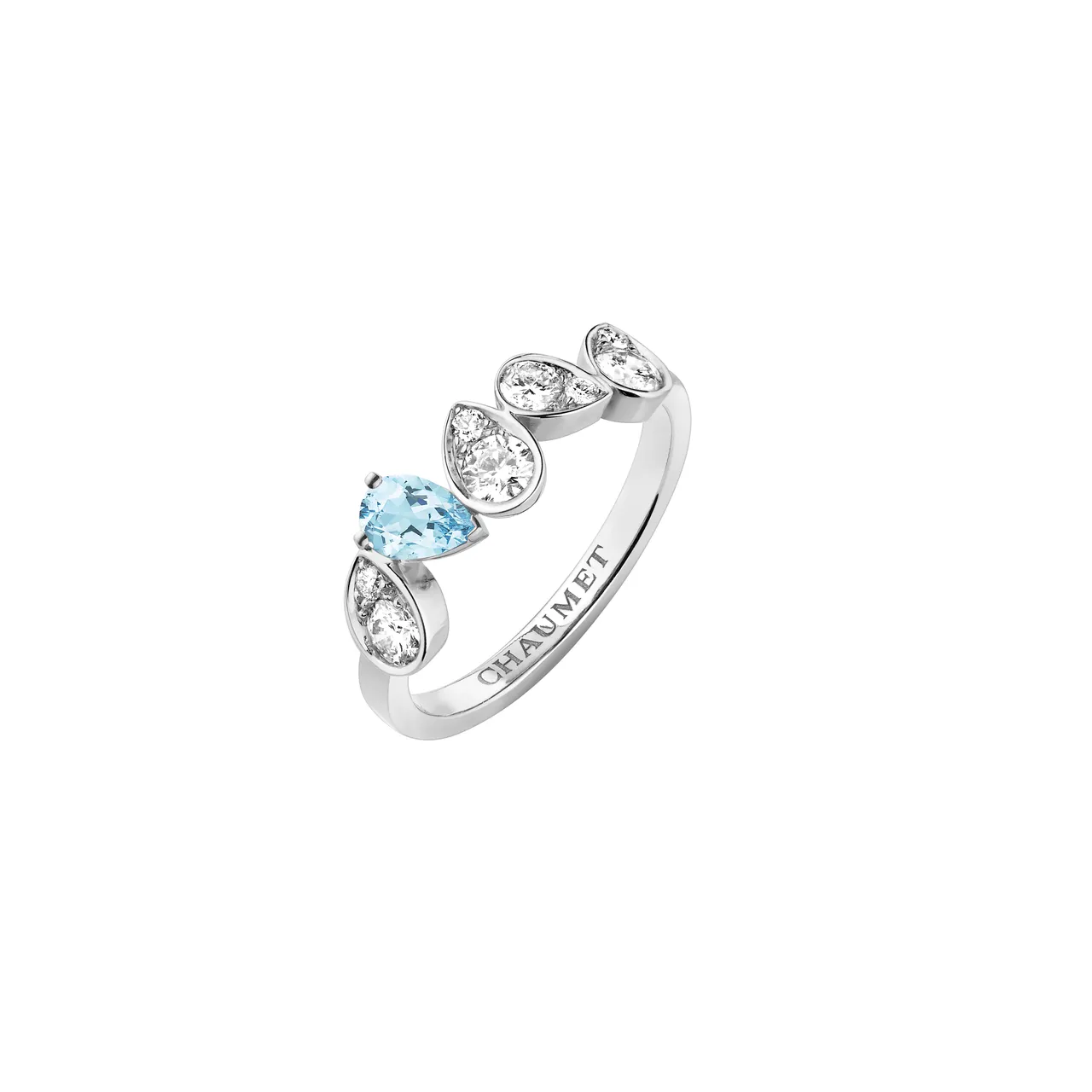 CHAUMET Joséphine Ronde d'Aigrettes 18K白金戒指,16万8000元。品牌提供