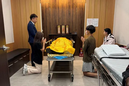 慟!「挖土機超人」花蓮救災8天腳刺傷感染 中秋不幸殞命