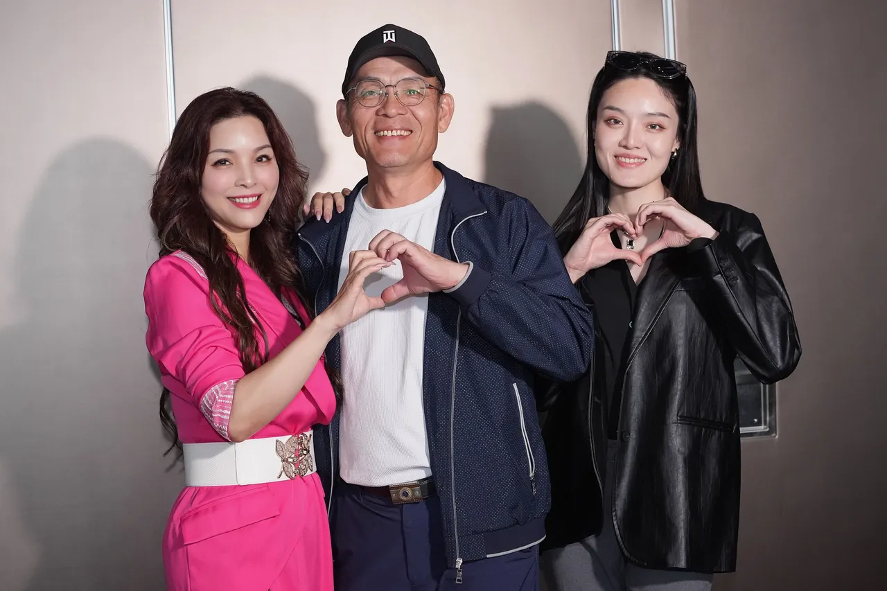 陈秀美一家人合影。彭欣伟摄