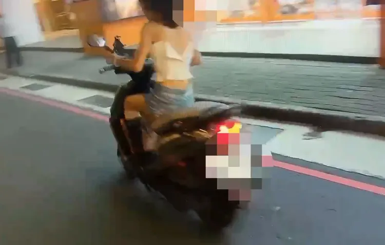 林女騎車多項違規。警方提供