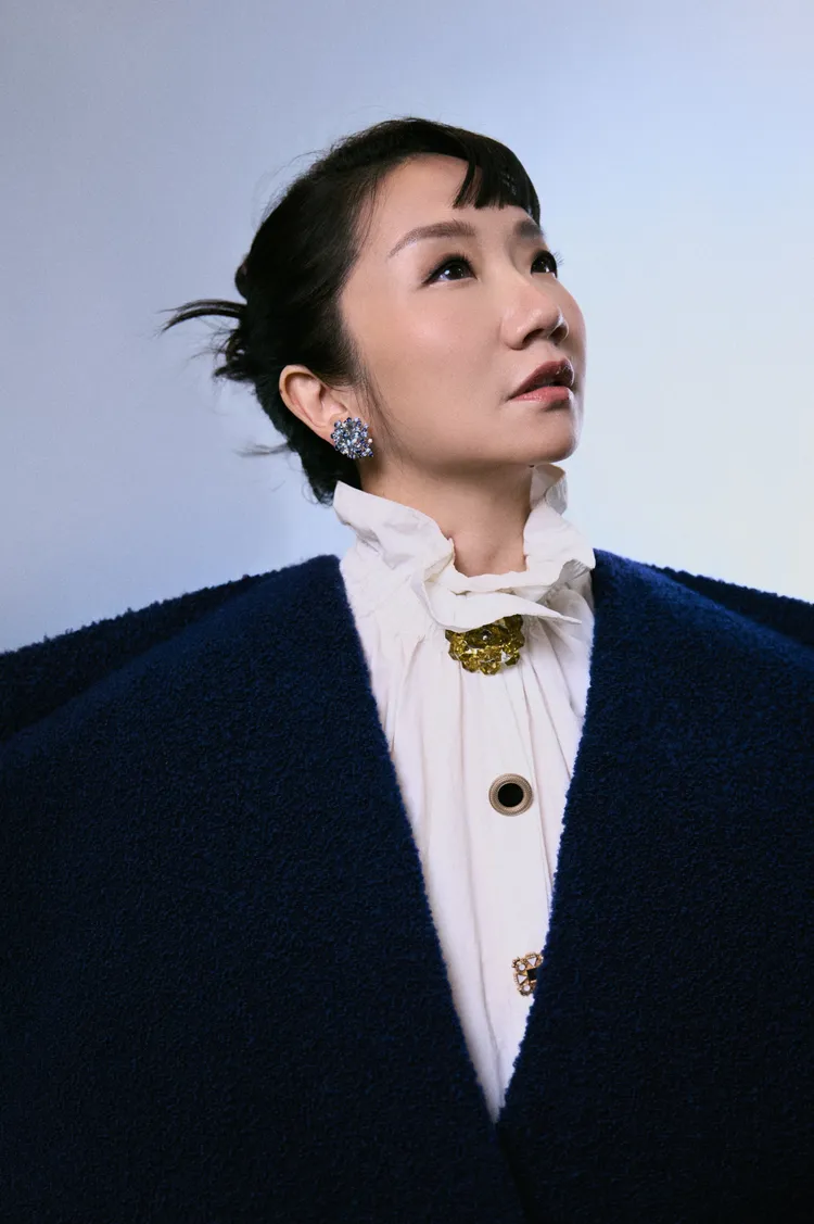 陶晶瑩佩戴DAMIANI珠寶。品牌提供